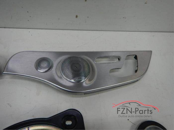 Mercedes-Benz C63S Burmeister Speakerset