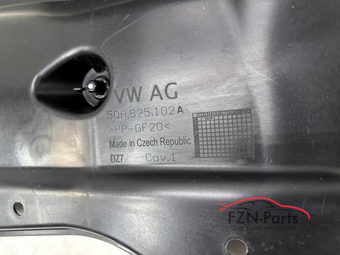 VW Touran 5TA Bodem Beschermplaat