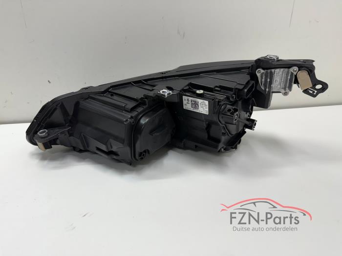 VW Golf 8 GTI Koplamp IQ LED Rechts