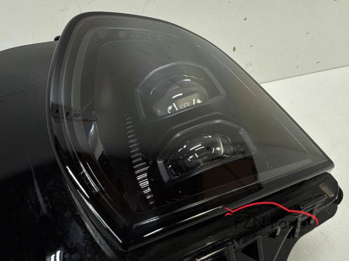 Nio ET5 Sedan MIstlamp Voorzijde