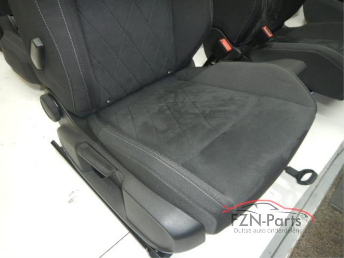 VW Golf 8 5H Interieur Stof Alcantara