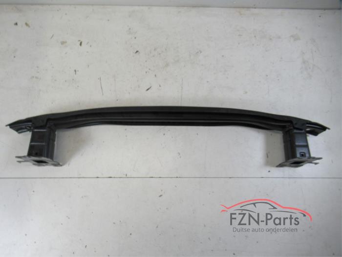 VW Passat B8 Bumperbalk Achterzijde