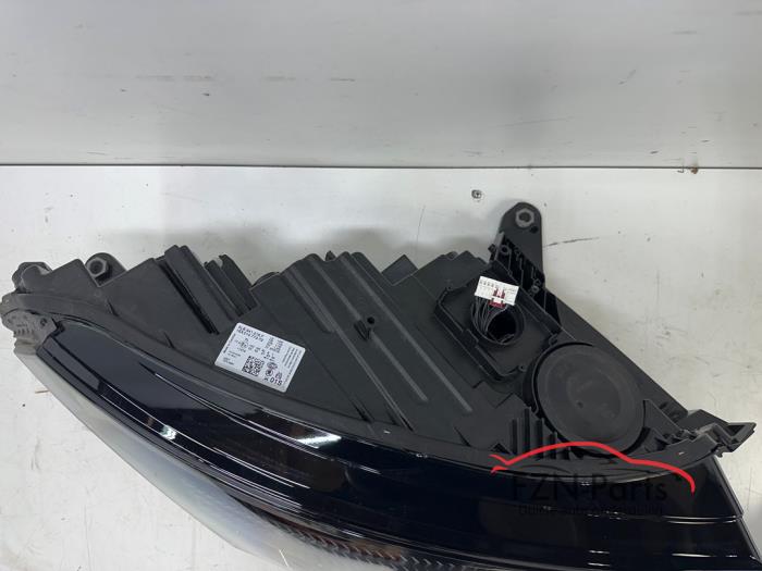 Skoda Enyaq Koplamp Rechts Volled