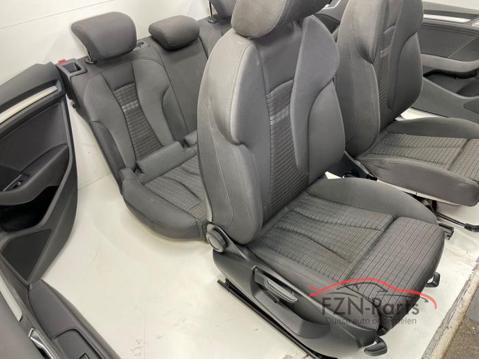 Audi A3 8V5 Sedan Interieur Stof Sport Verwarmbaar Compleet