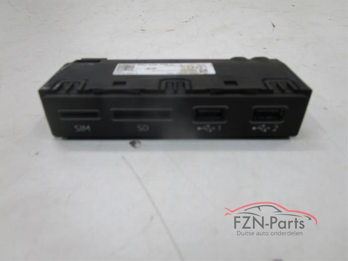 Audi E-Tron USB SD SIM Aansluiting