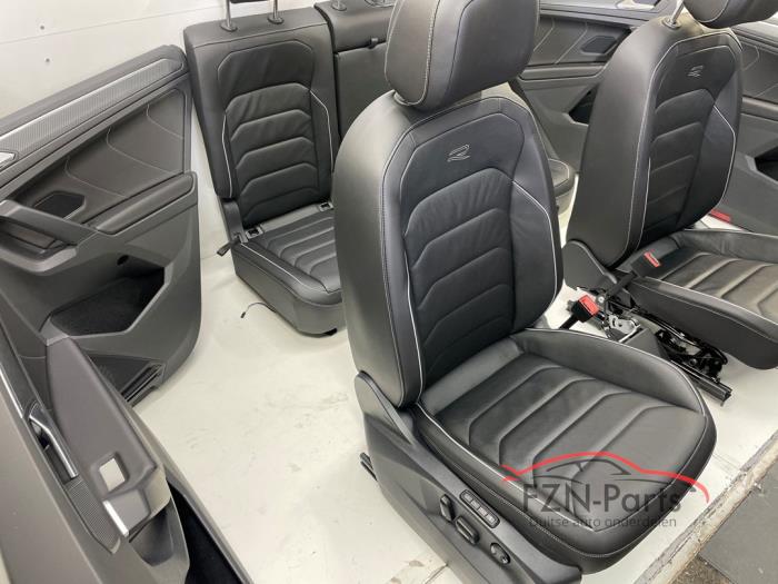Bekleding Set (compleet) Volkswagen Tiguan (23057284)