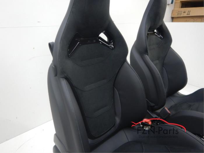 Mercedes-Benz GT AMG Performance Kuipstoelen Stoelen Alcantara Leer Elektrisch verstel en verwarmbaarPast ook in W206 C-Klasse Licht beschadigd achterzijdeVoor stoel stoelen Performance Alcantara leer leder leren zwart stiksel