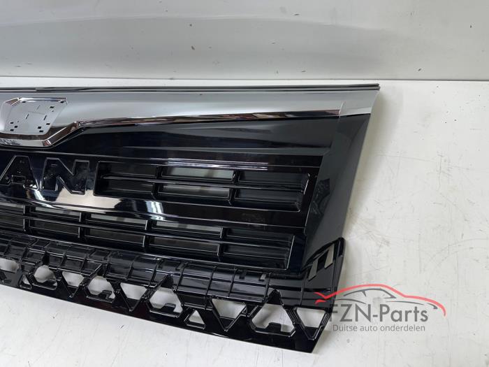 Man TGE Grille Hoogglans Chroom