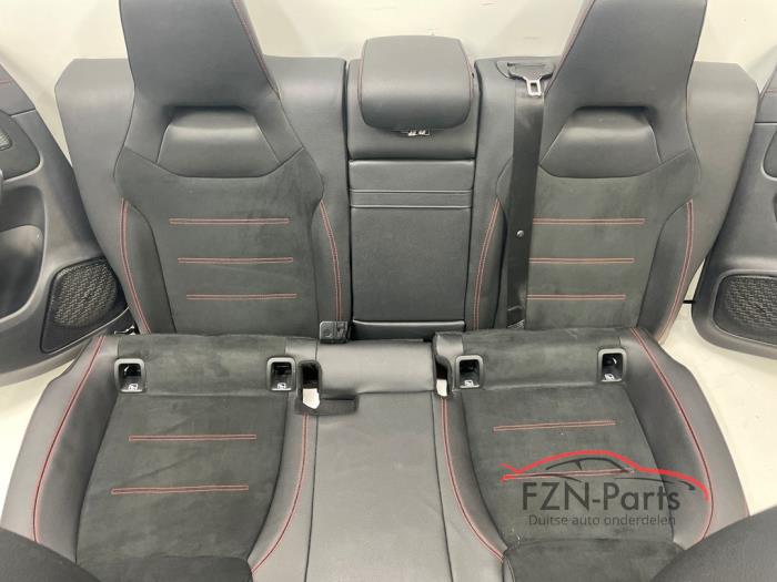 Mercedes-Benz CLA A118 Amg-Line Interieur Leer Alcantara Verwarmbaa
