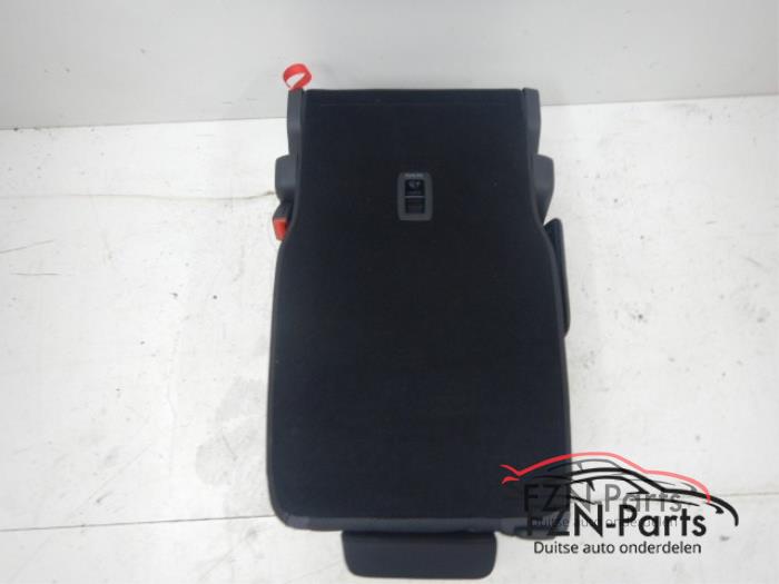 Stoel achter Volkswagen Touran (22740477)