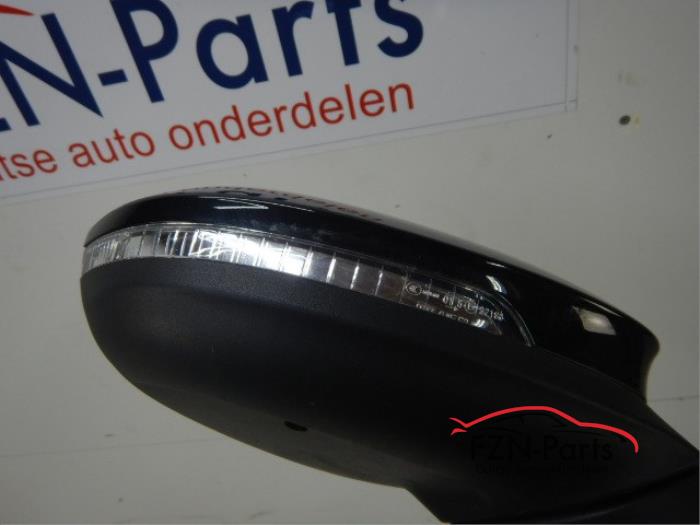 VW Golf 8 Spiegel Rechts Inklap Side - Assist (zij, buitenspiegel)