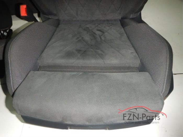 VW Golf 8 5H Interieur Stof Alcantara