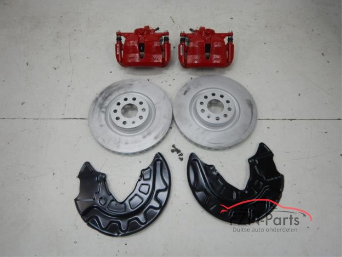 Seat Leon Cupra Remset Remklauw Schijf Schijven Voorzijde