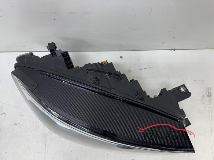 VW ID4 LED Koplamp LED Rechts