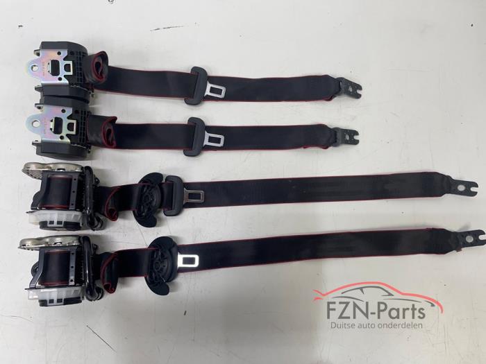 VW Golf 7 GTI/Clubsport 5-Deurs Gordelset Voor+Achter