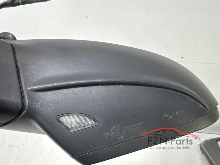 VW Golf 7 Spiegel Links L inklapbaar LA7N