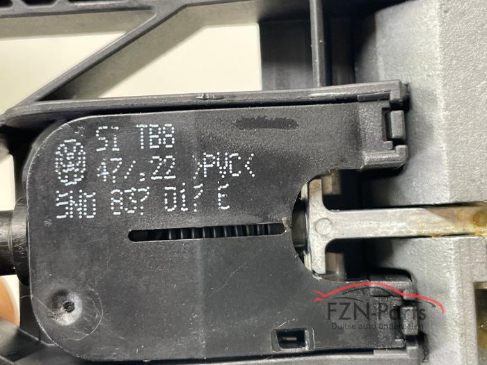 Audi A3 8Y Sportback Portier slot mechanisme Links-voor