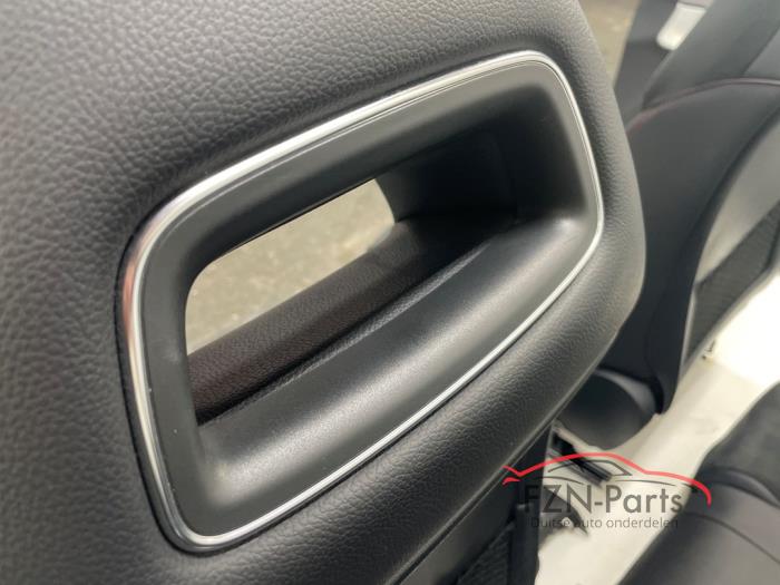 Mercedes-Benz CLA A118 Amg-Line Interieur Leer Alcantara Verwarmbaa