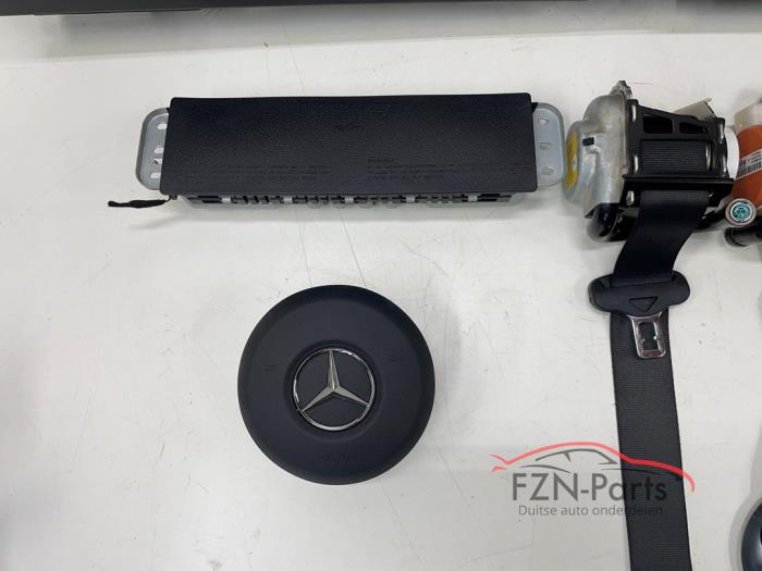 Mercedes-Benz CLA W118 Dashboard airbag set Leer Compleet