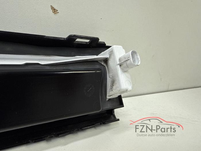VW Passat B9 CJ Lichtlijst Links Verlicht Grille
