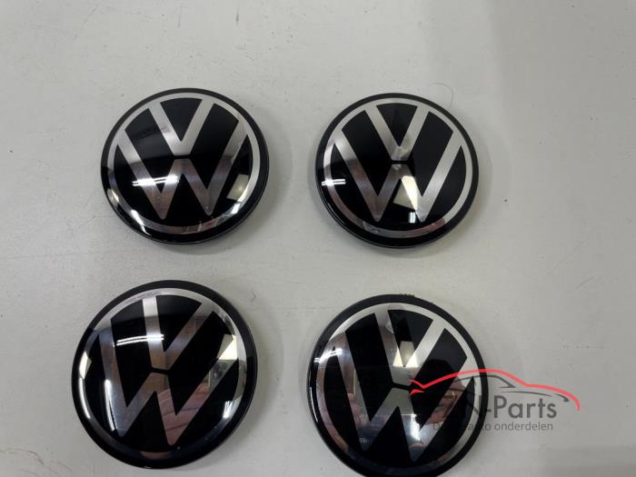 VW Tiguan 571 CT1 Wielnaafdeksel Set 4x