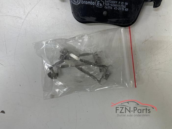 Audi S3 8V /8Y Remschijven Oem Achterzijde + Remblokken Brembo