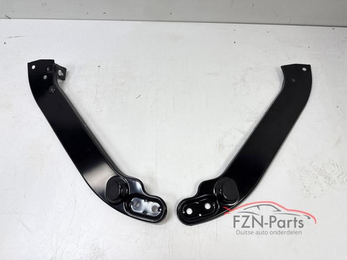 VW Touran 5T Facelift Koplamphouder Set L + R