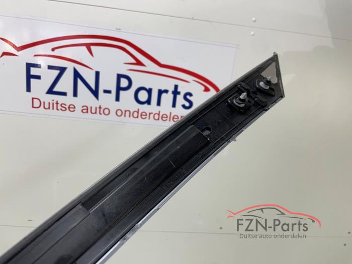 VW ID.7 paneel lijst Rechts c-stijl pyrietzilver mat