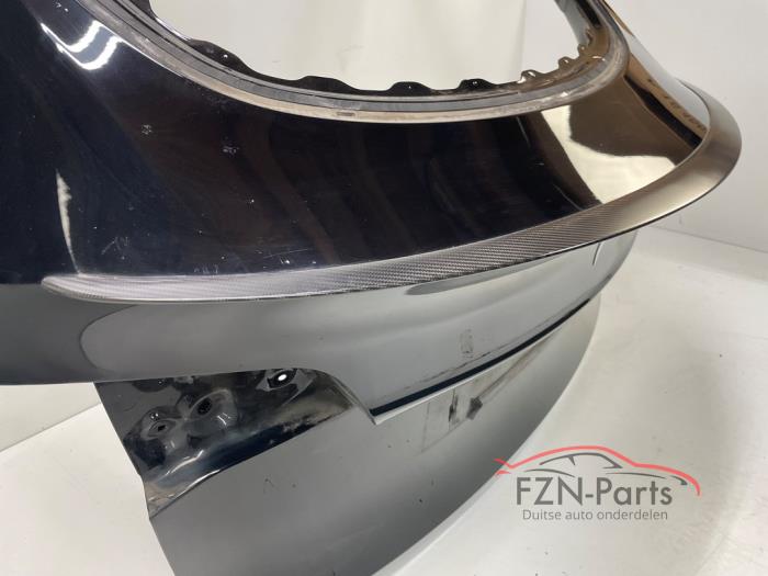 Tesla Model Y Achterklep Met Carbon spoiler