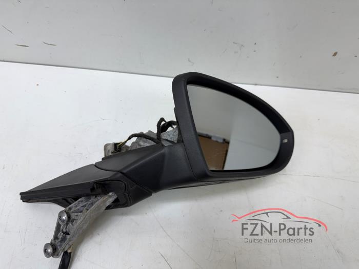 VW Golf 7 Spiegel Rechts R Inklapbaar ( Zij, buitenspiegel )