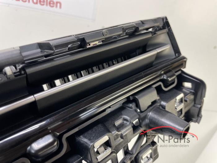 VW ID.7 Luchtrooster Rechts Dashboard zwart/chroom