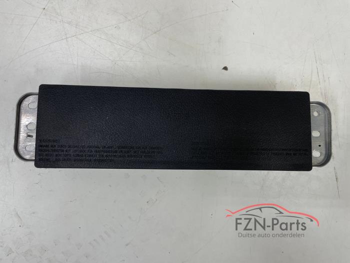 Mercedes-Benz A-Klasse W177 Knieairbag