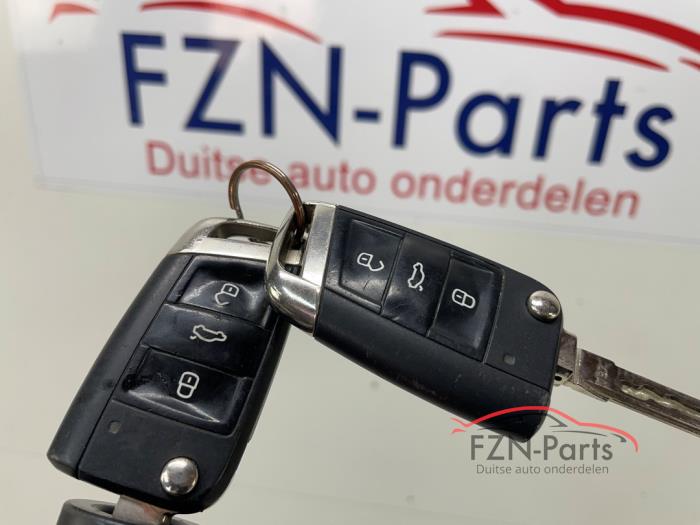 VW Golf 7 GTE Starterset Kilometerteller contactslot + 2 Sleutels