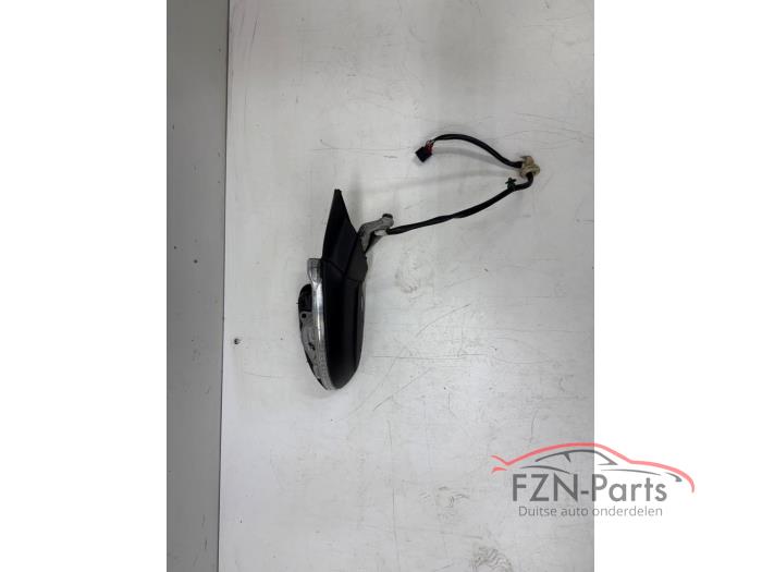 VW Golf 7 Spiegel Rechts R Inklapbaar ( Zij, buitenspiegel )