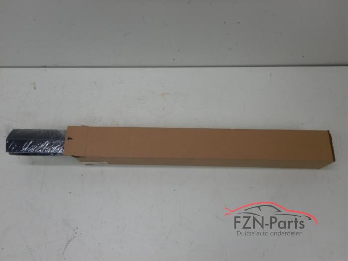 Rolls Royce Cullinan Sideskirt Portier/Scherm lijst Rechts-voor