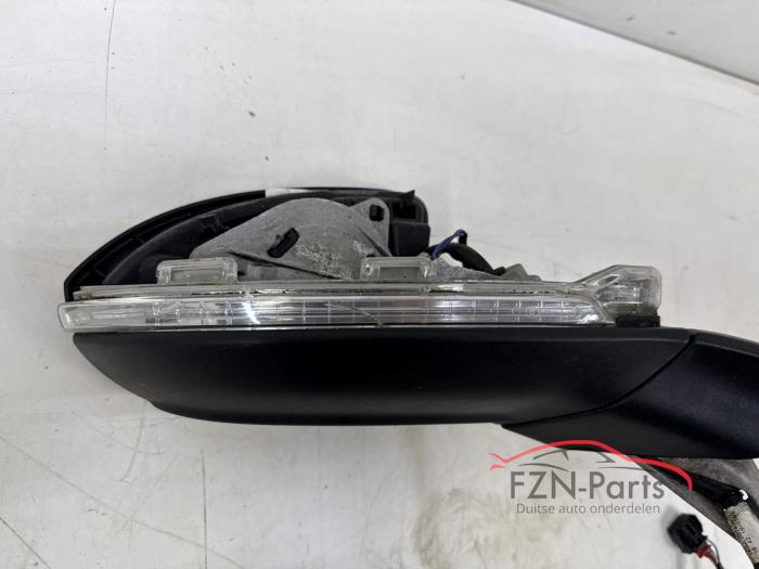 VW Golf 7 Spiegel Rechts R Inklapbaar ( Zij, buitenspiegel )