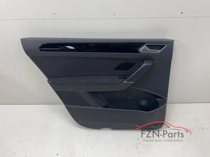 VW Touran 5TA deurpaneel stof rechts-achter