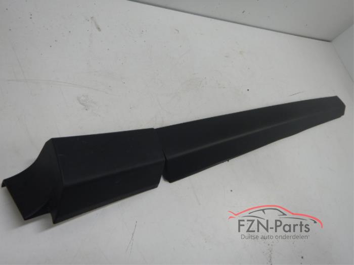 Rolls Royce Cullinan Sideskirt Portier/Scherm lijst Rechts-voor
