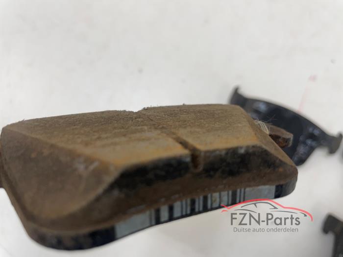 VW Golf 7 GTI Remblokken set 4 stuks achterzijde