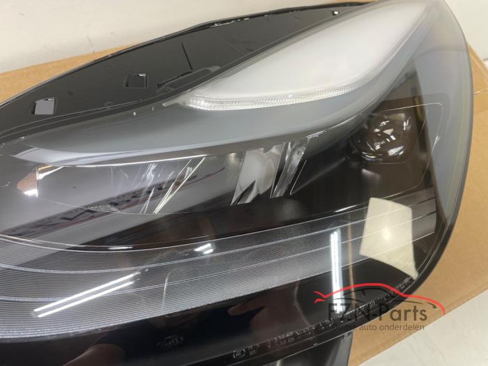 Tesla Model 3 Koplamp volled Links