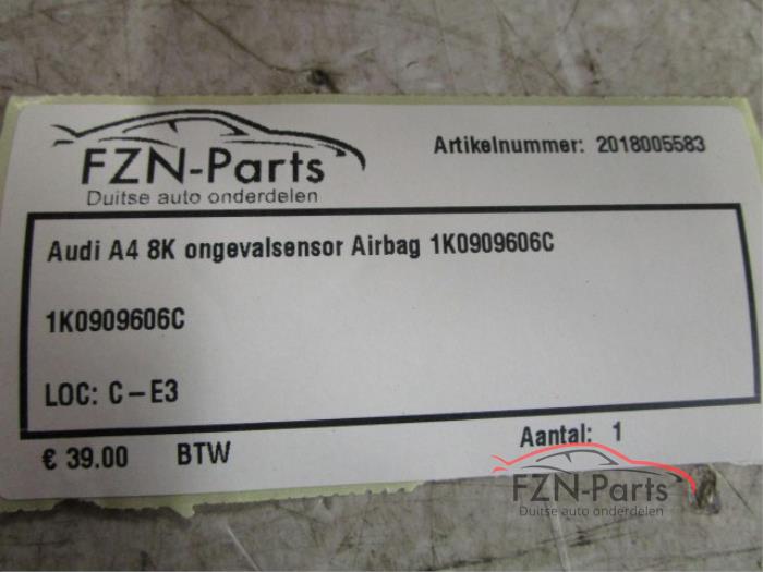 Audi A4 8K Ongevalsensor Airbag