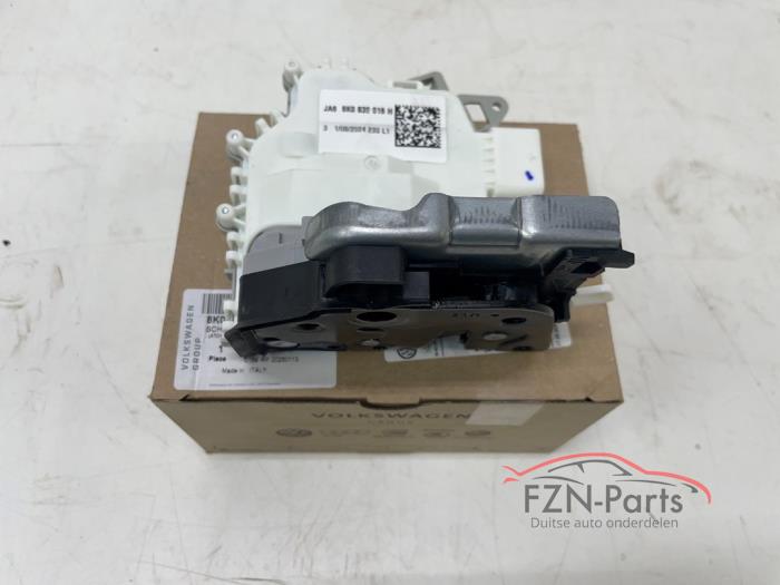 Audi A4 8K Portier deur slot mechaniek Rechts-achter