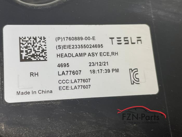 Tesla Model 3 Facelift Volled Koplamp Rechts
