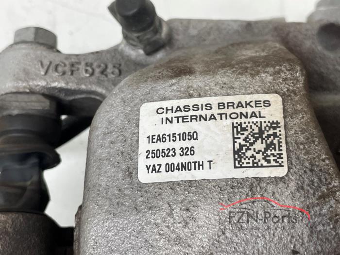VW ID7 14A Remklauw Links-voor