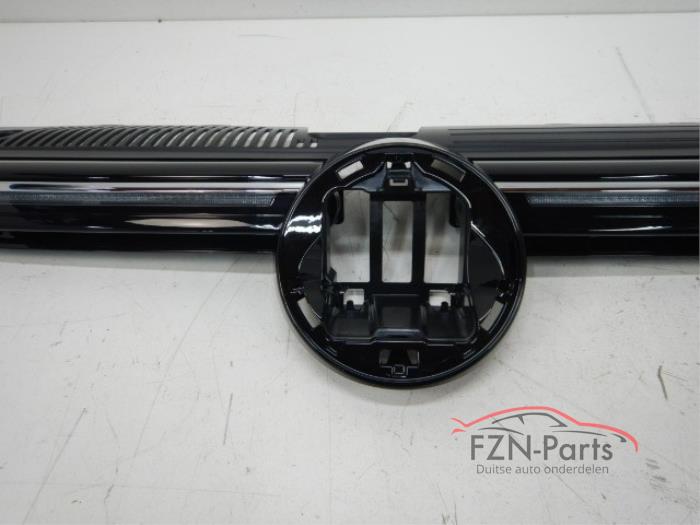 VW Golf 8 GTD Grille Hoogglans Zwart Chrome
