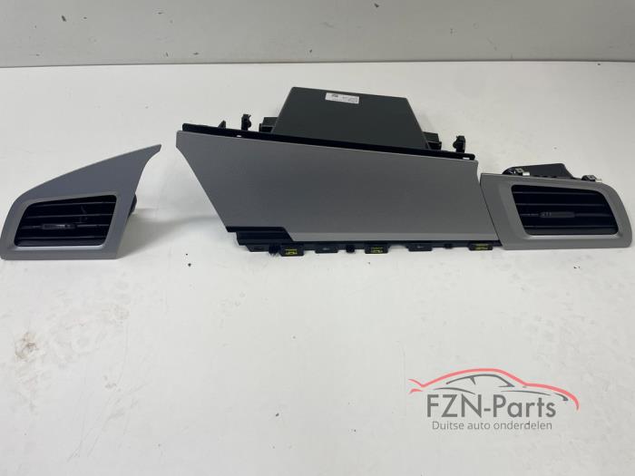 VW Multivan T7 Dashboard Krasje + Luchtroosters Inleg scale light/satijnzwart