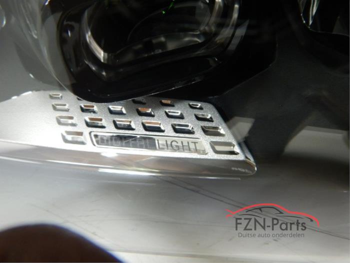 Mercedes-Benz C-Klasse W206 Koplamp Rechts VOLLED Digital Light