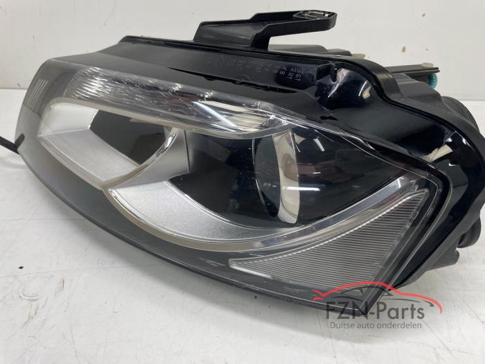 Audi A3 8P Facelift koplamp Links Xenon