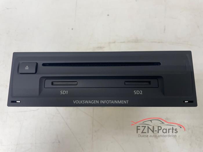 VW Golf 7 GTE Discover Pro Multimediabox
