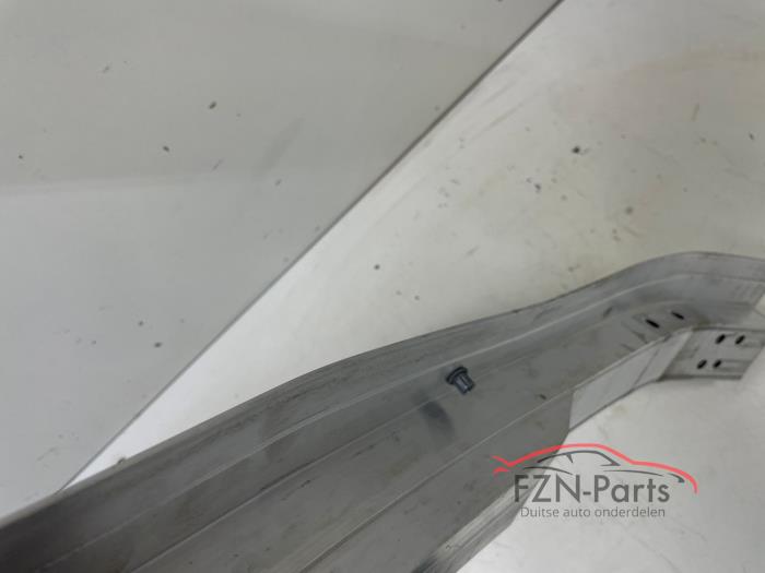 Mercedes-Benz B-Klasse W247 Bumperbalk Voorzijde